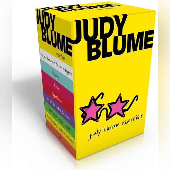 Judy Blume Essentials [Boxed Set]: Are You There God? It's Me, Margaret; Blubber - Picture 1 of 3